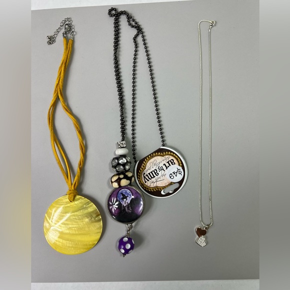 Jewelry Lot - Picture 11 of 16